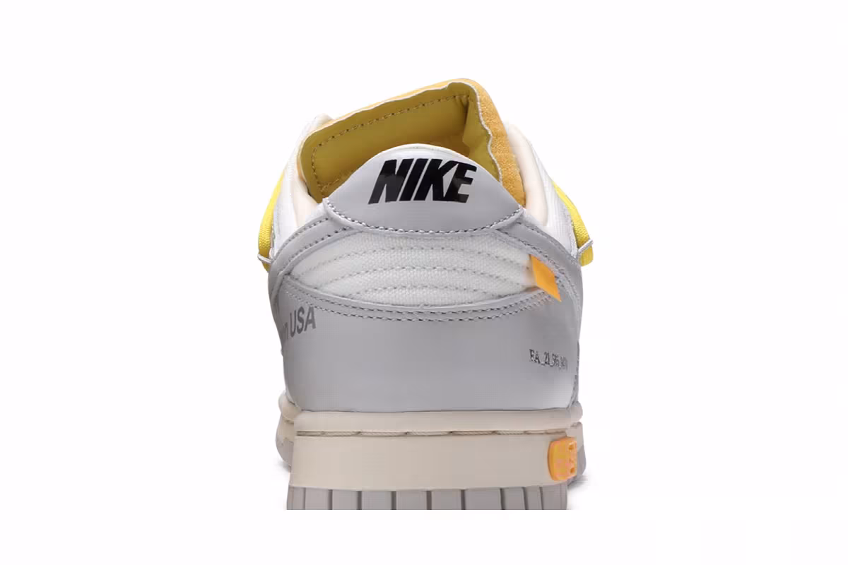 Off-White x Nike Dunk Low Lot 29 of 50, view 8