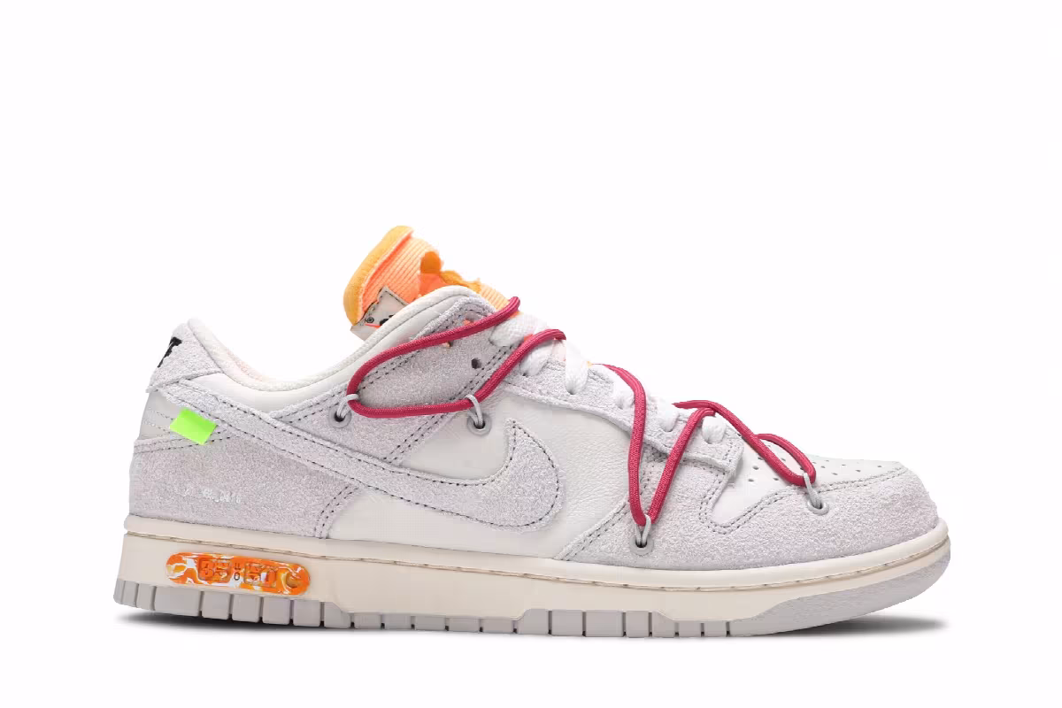 Off-White x Nike Dunk Low Lot 35 of 50, view 2