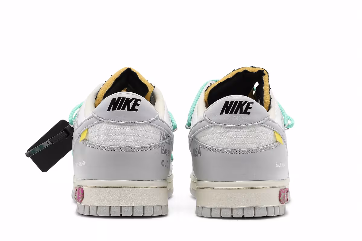 Off-White x Nike Dunk Low Lot 04 of 50, view 7