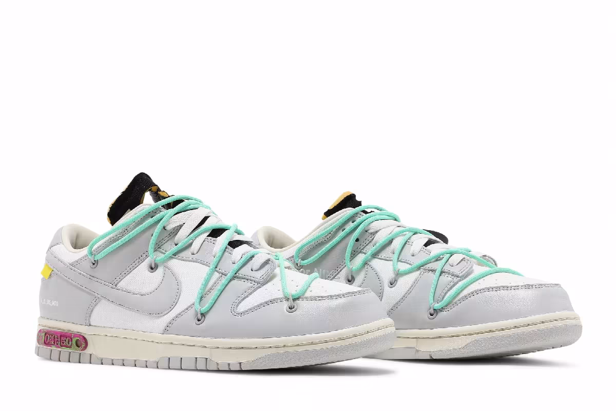 Off-White x Nike Dunk Low Lot 04 of 50, view 9
