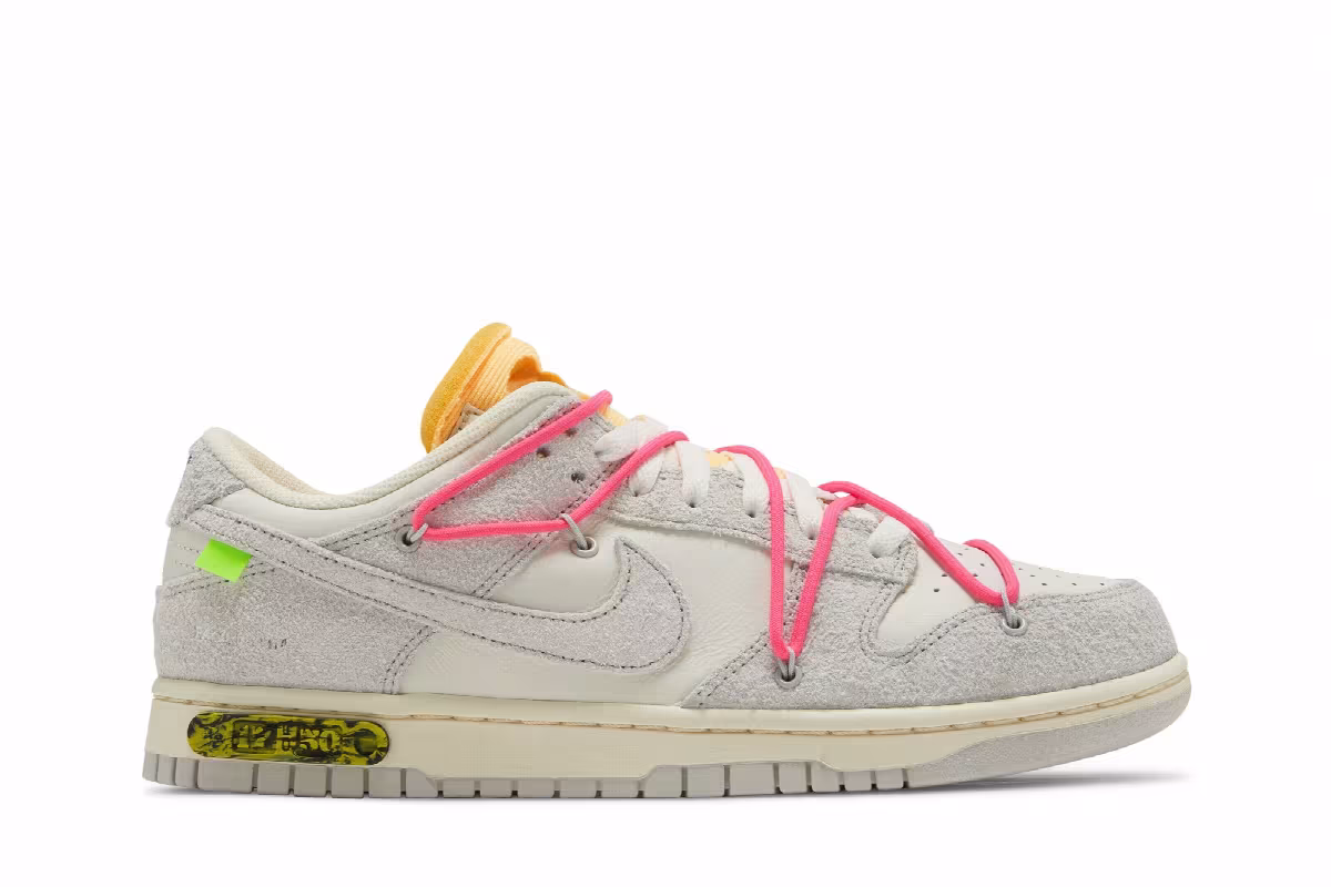 Off-White x Nike Dunk Low Lot 17 of 50, view 2