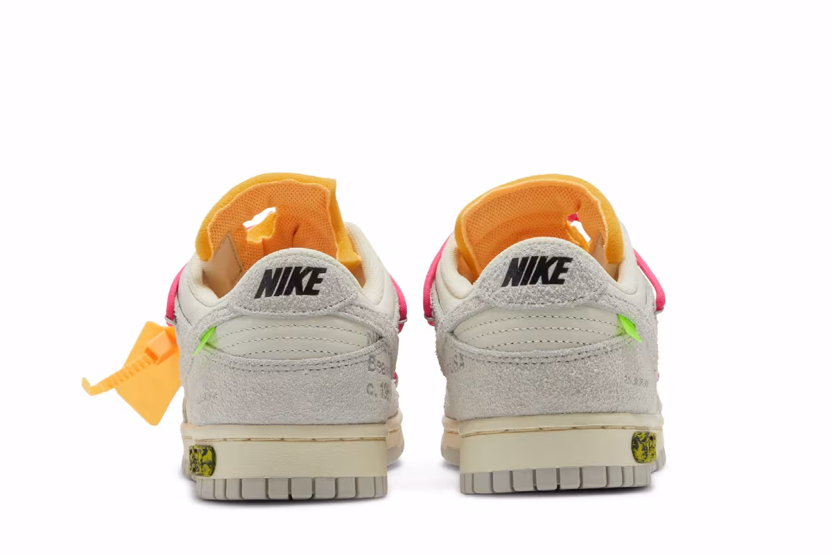 Off-White x Nike Dunk Low Lot 17 of 50, view 7
