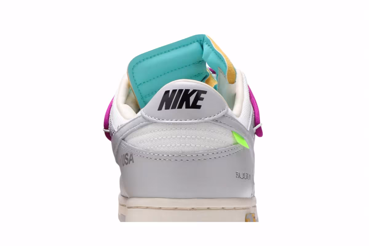 Off-White x Nike Dunk Low Lot 21 of 50, view 8