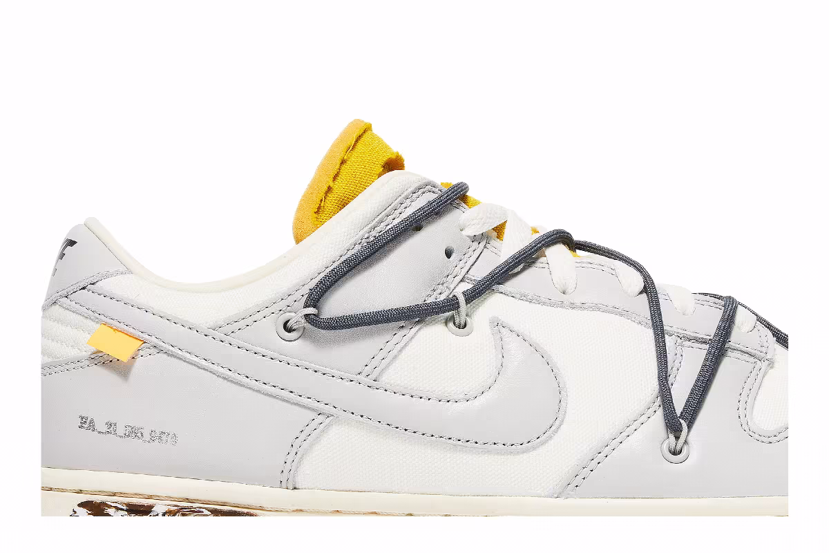 Off-White x Nike Dunk Low Lot 41 of 50, view 3