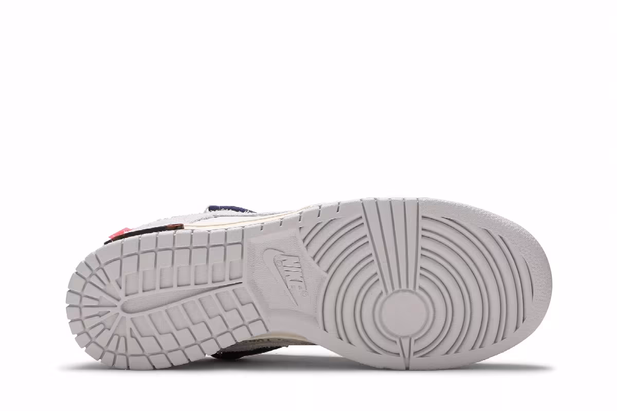 Off-White x Nike Dunk Low Lot 18 of 50, view 5