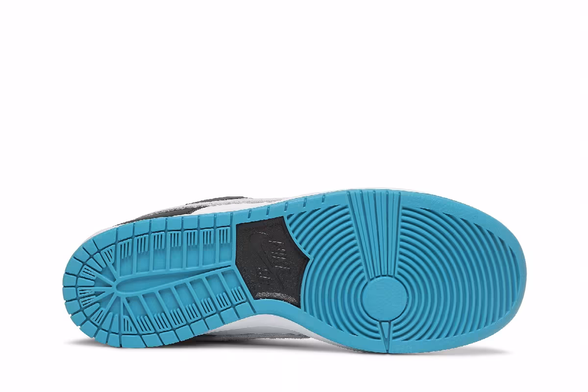 Nike Dunk Low Pro SB Laser Blue, view 5
