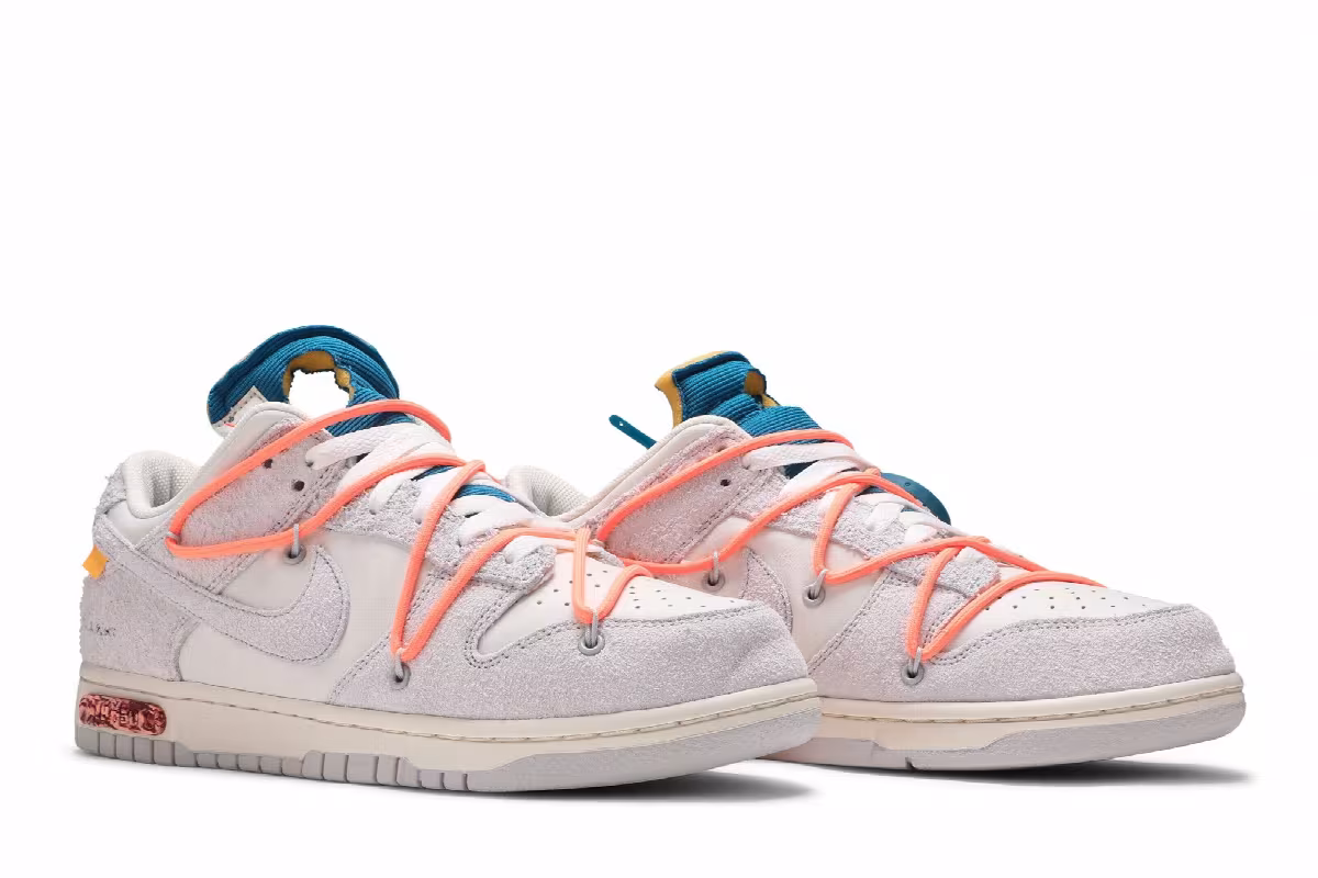 Off-White x Nike Dunk Low Lot 19 of 50, view 9