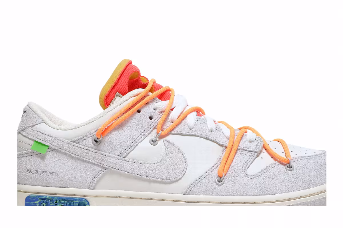 Off-White x Nike Dunk Low Lot 31 of 50, view 3