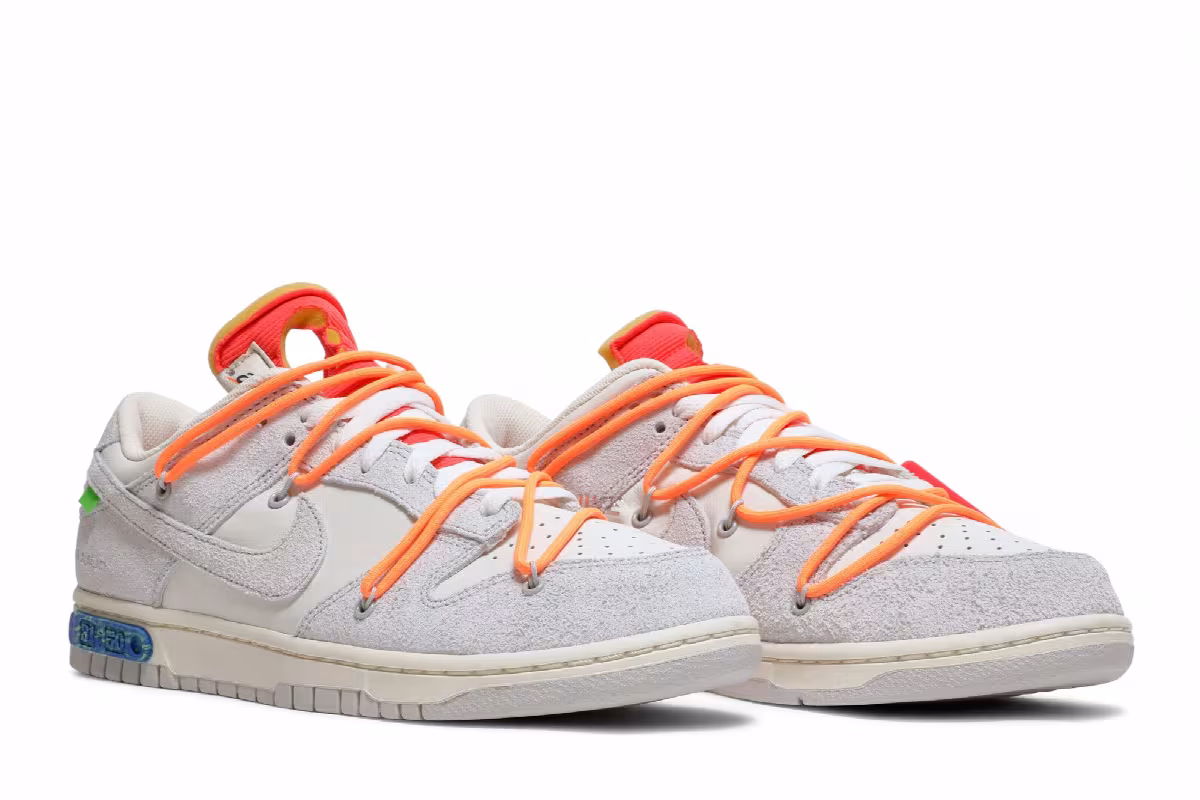 Off-White x Nike Dunk Low Lot 31 of 50, view 9