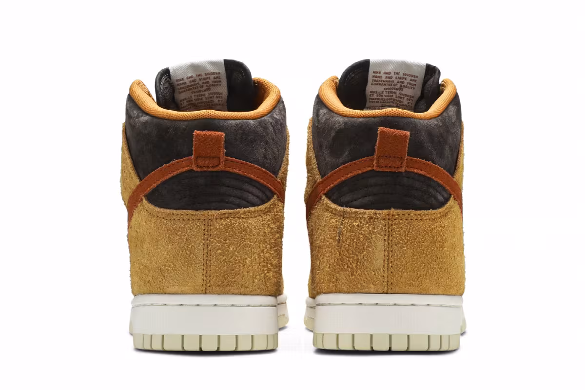 Nike Dunk High Premium Dark Curry, view 7