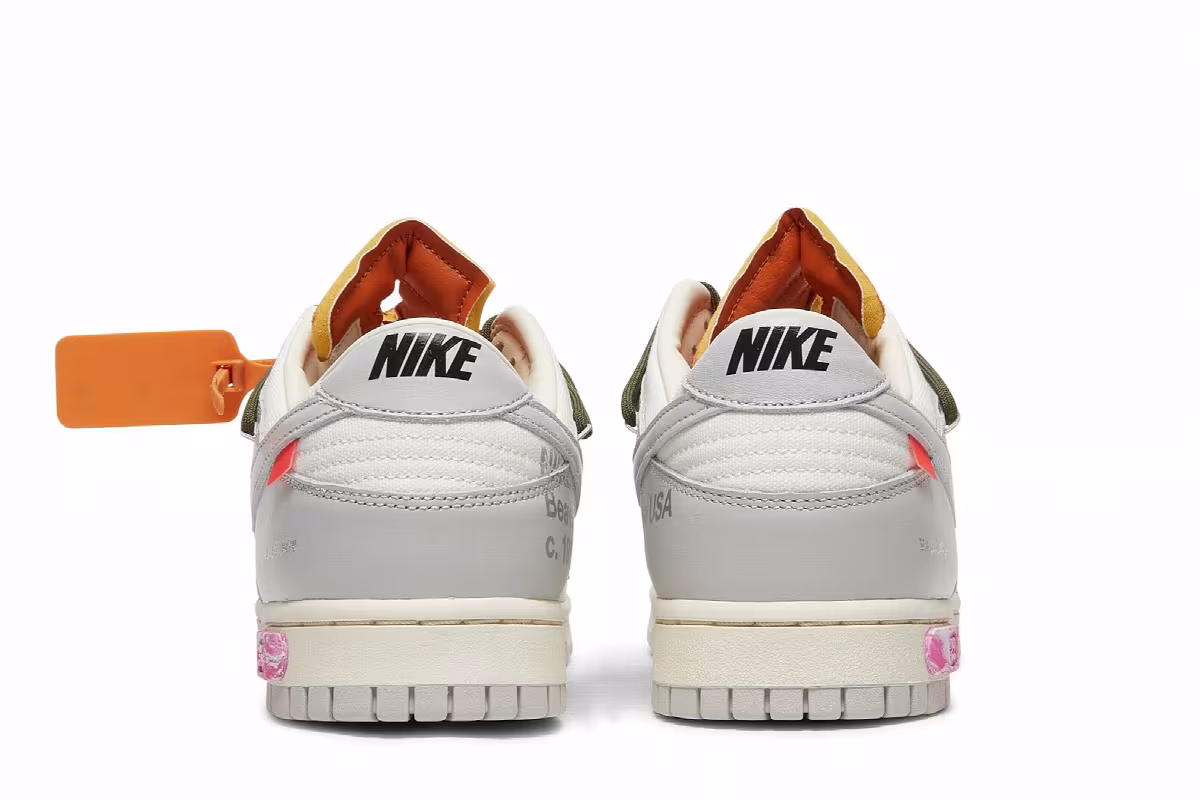 Off-White x Nike Dunk Low Lot 22 of 50, view 7