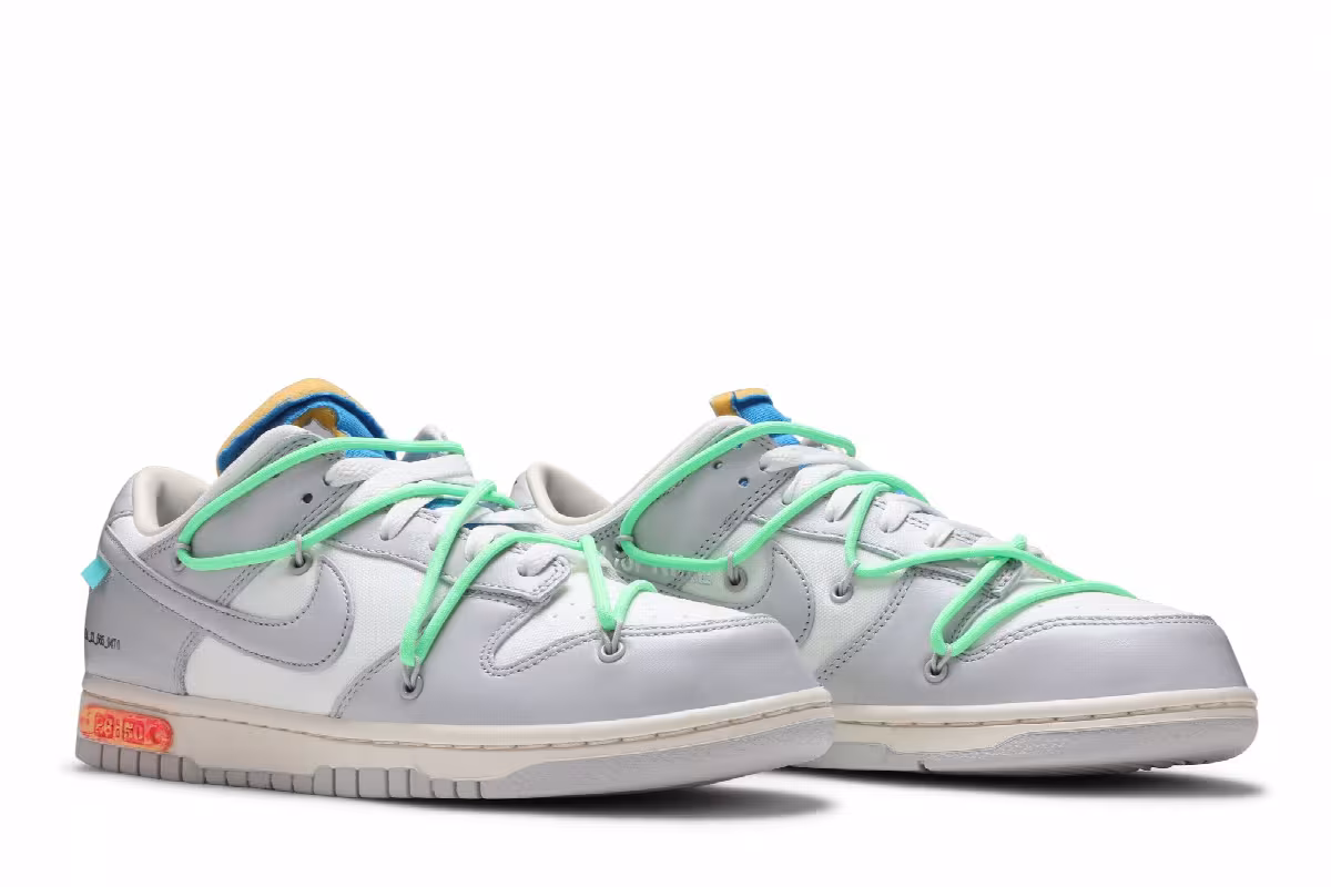 Off-White x Nike Dunk Low Lot 26 of 50, view 9