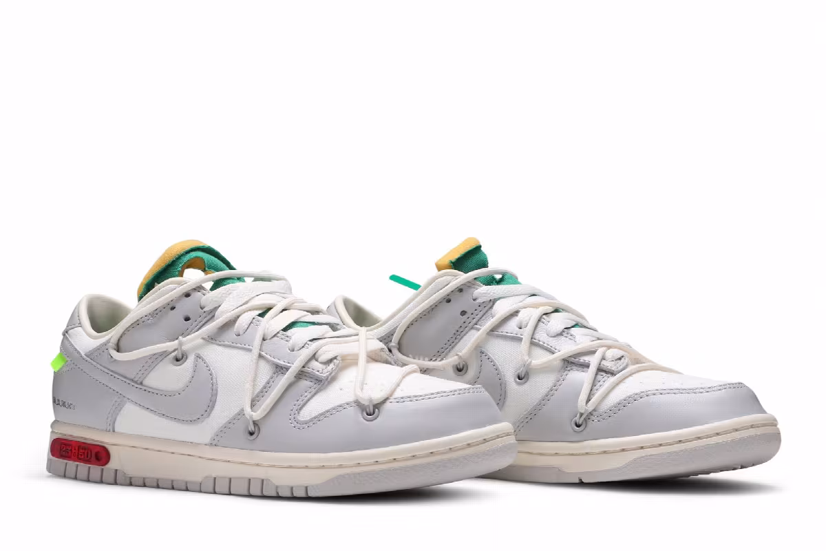 Off-White x Nike Dunk Low Lot 25 of 50, view 9