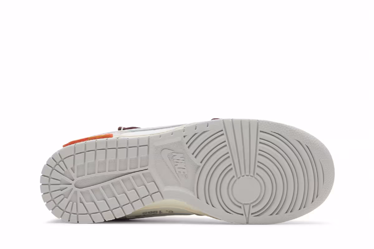 Off-White x Nike Dunk Low Lot 46 of 50, view 5