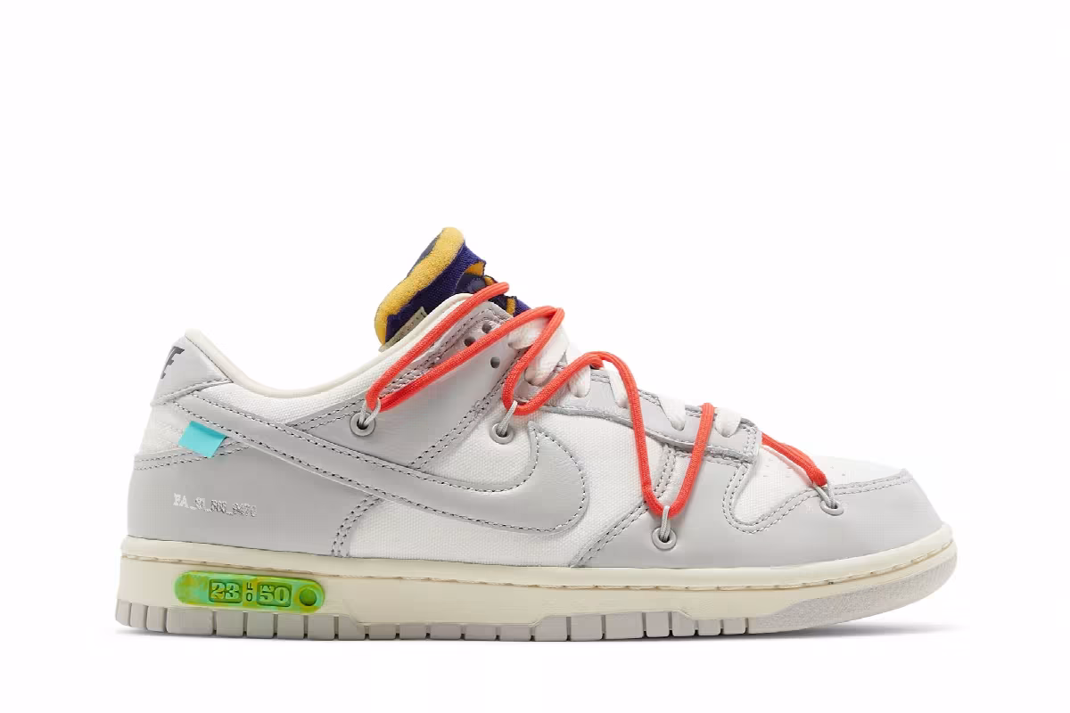 Off-White x Nike Dunk Low Lot 23 of 50, view 2
