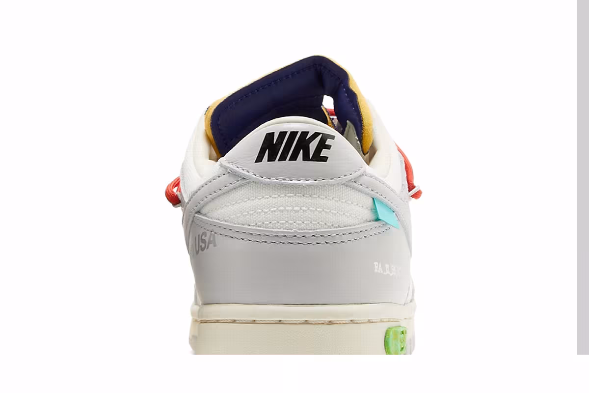 Off-White x Nike Dunk Low Lot 23 of 50, view 8