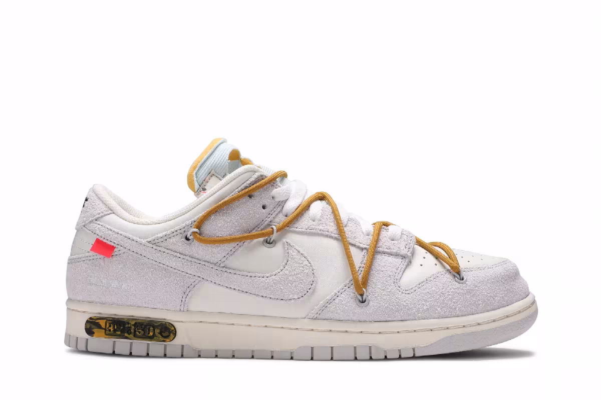 Off-White x Nike Dunk Low Lot 37 of 50, view 2