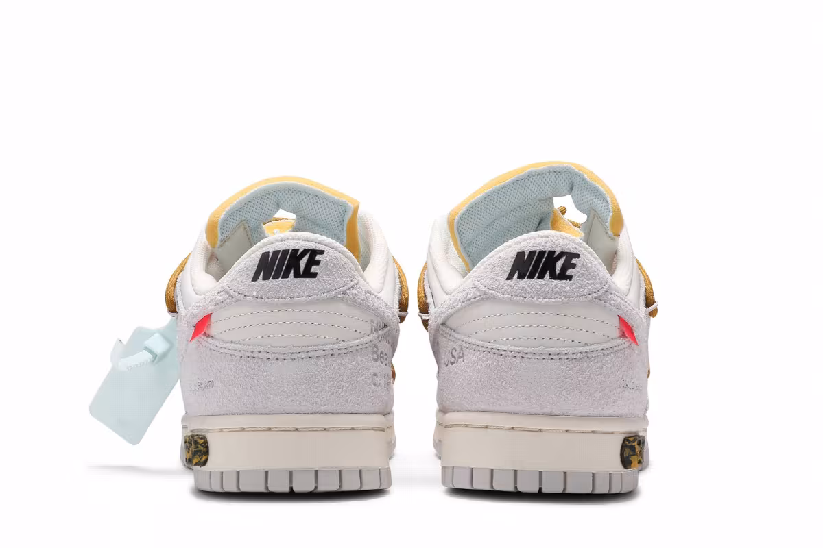 Off-White x Nike Dunk Low Lot 37 of 50, view 7