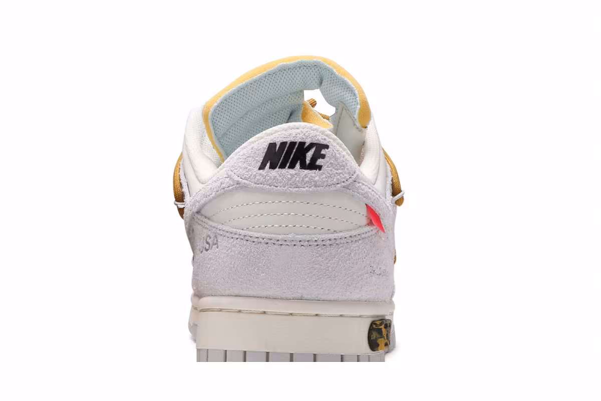 Off-White x Nike Dunk Low Lot 37 of 50, view 8