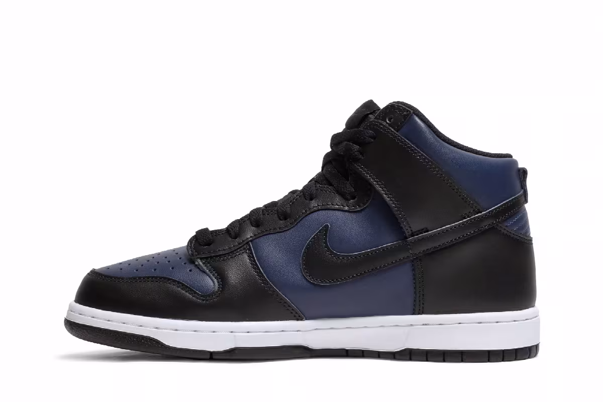 Fragment Design x Nike Dunk High Tokyo, view 4