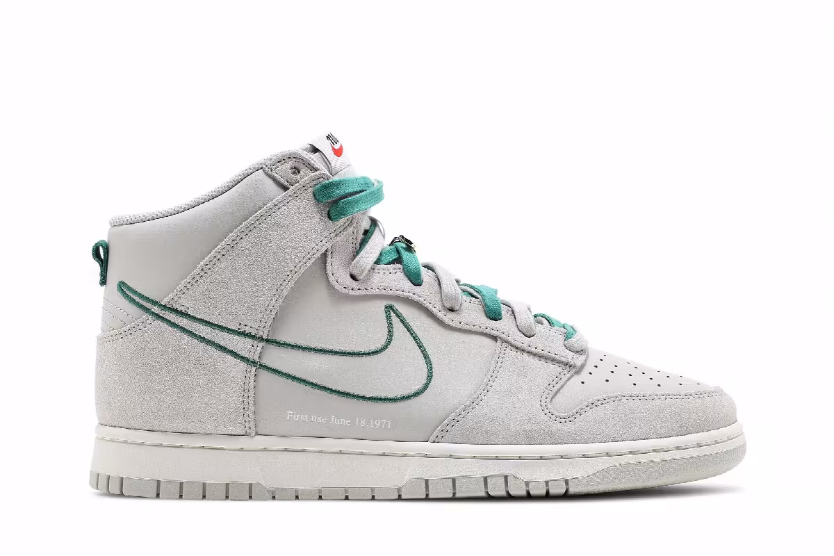 Nike Dunk High SE First Use Pack - Green Noise, view 2