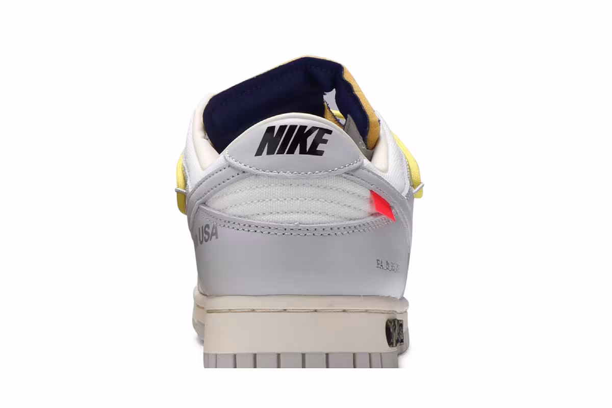Off-White x Nike Dunk Low Lot 27 of 50, view 8