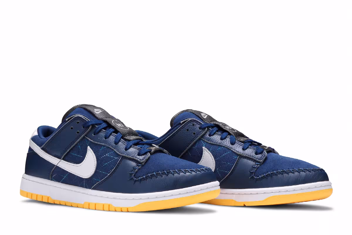 Kyrie Irving x Nike Dunk Low N7, view 9