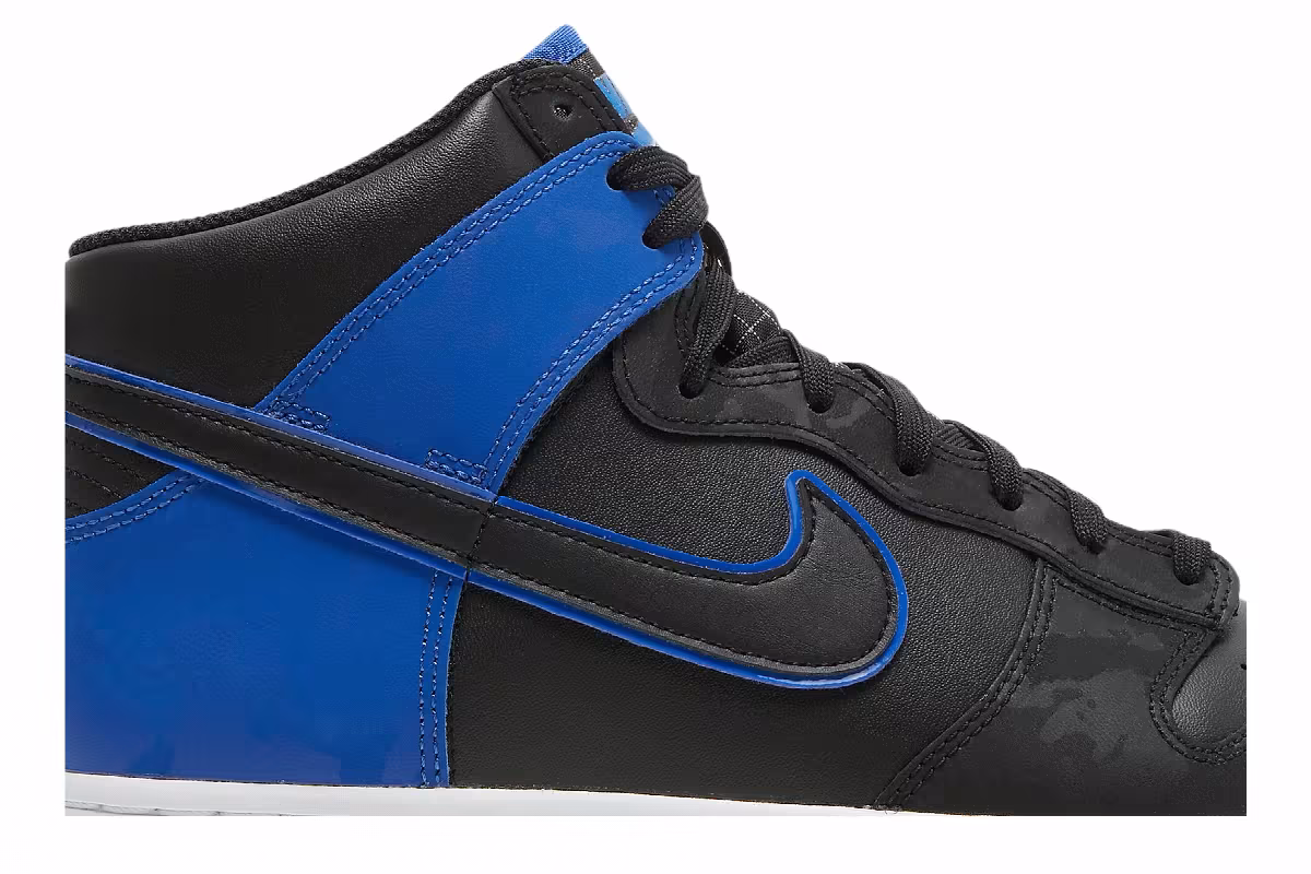 Nike Dunk High SE Hyper Royal Camo, view 3