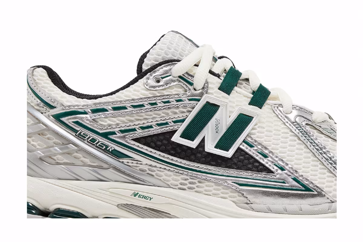 New Balance 1906R Silver Metallic Nightwatch Green, view 3