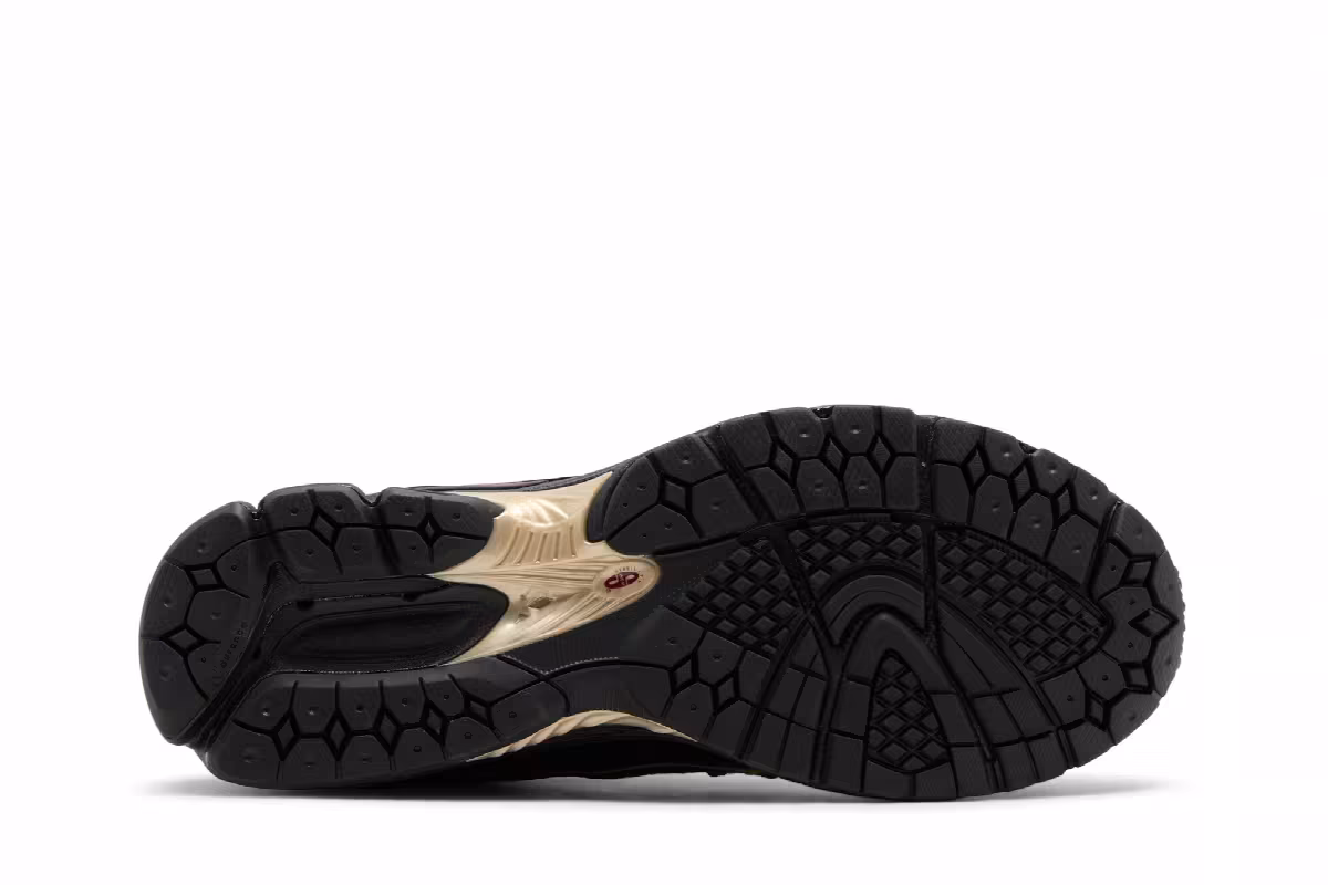 Kith x New Balance 1906R Black, view 5