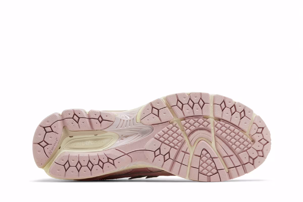 New Balance 1906U Lunar New Year - Shell Pink, view 5