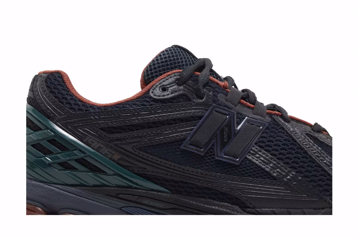 New Balance 1906R Phantom New Spruce, view 3