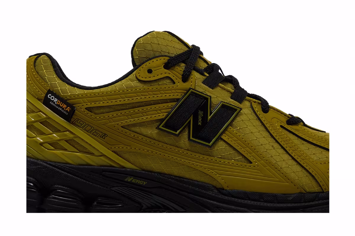 New Balance 1906R Cordura Marshland Black, view 3