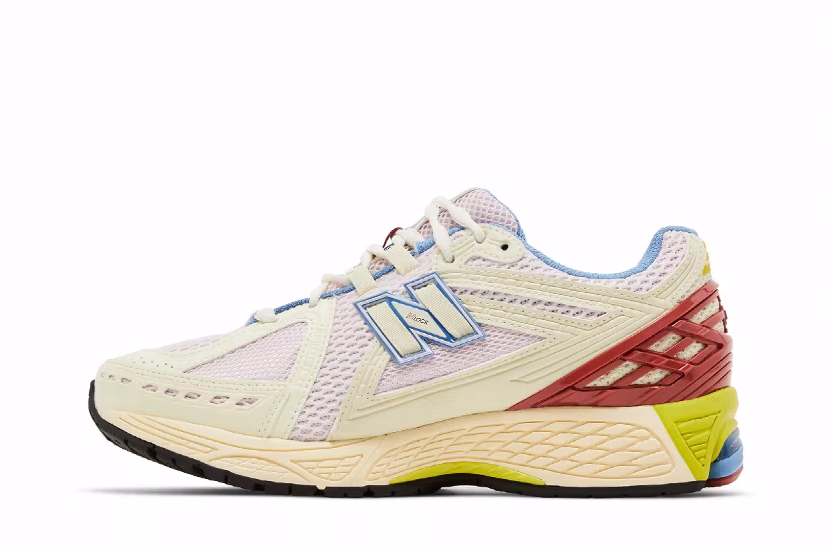 New Balance 1906R Dawn Glow Tamarind, view 4
