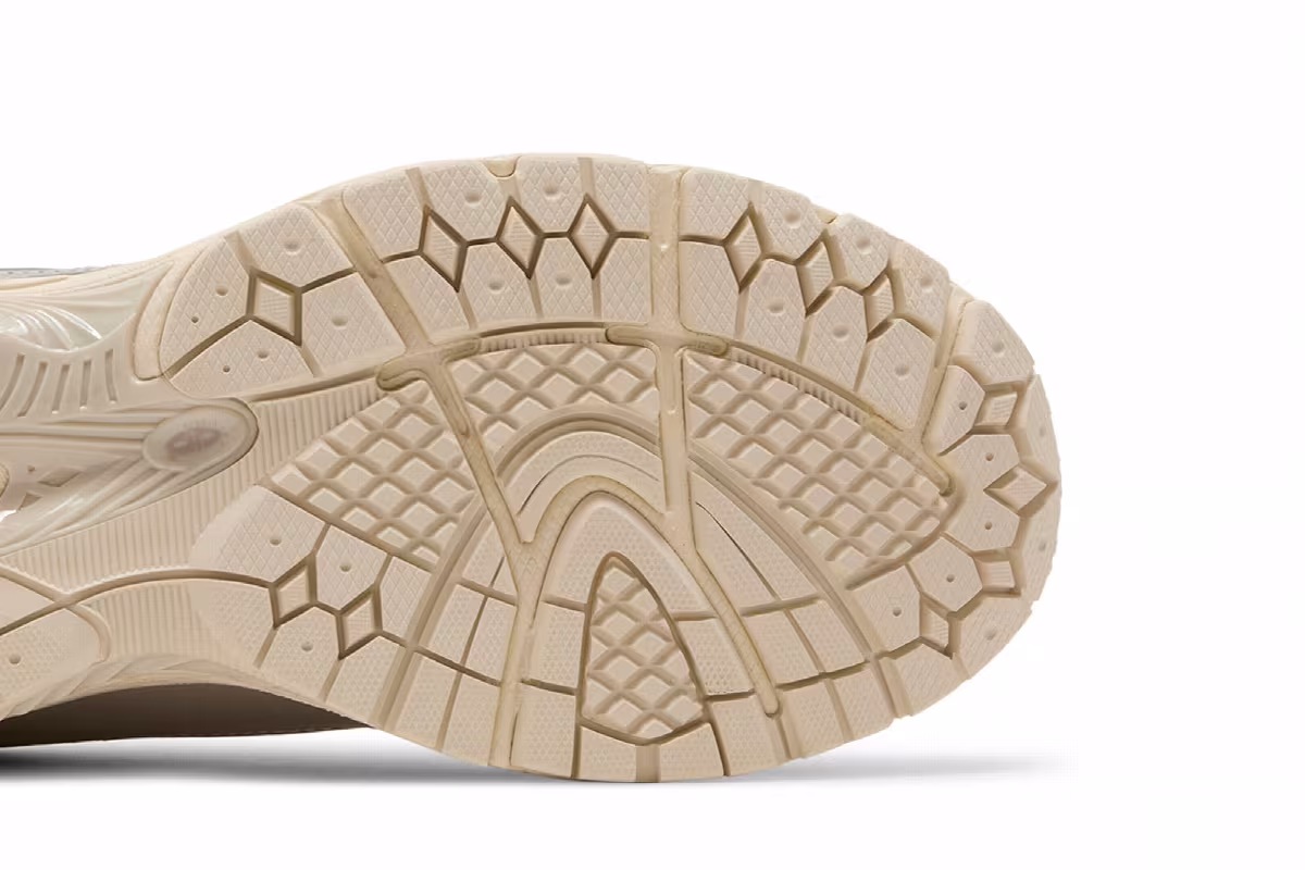 New Balance 1906R Polka Dot Pack - Moonrock, view 6