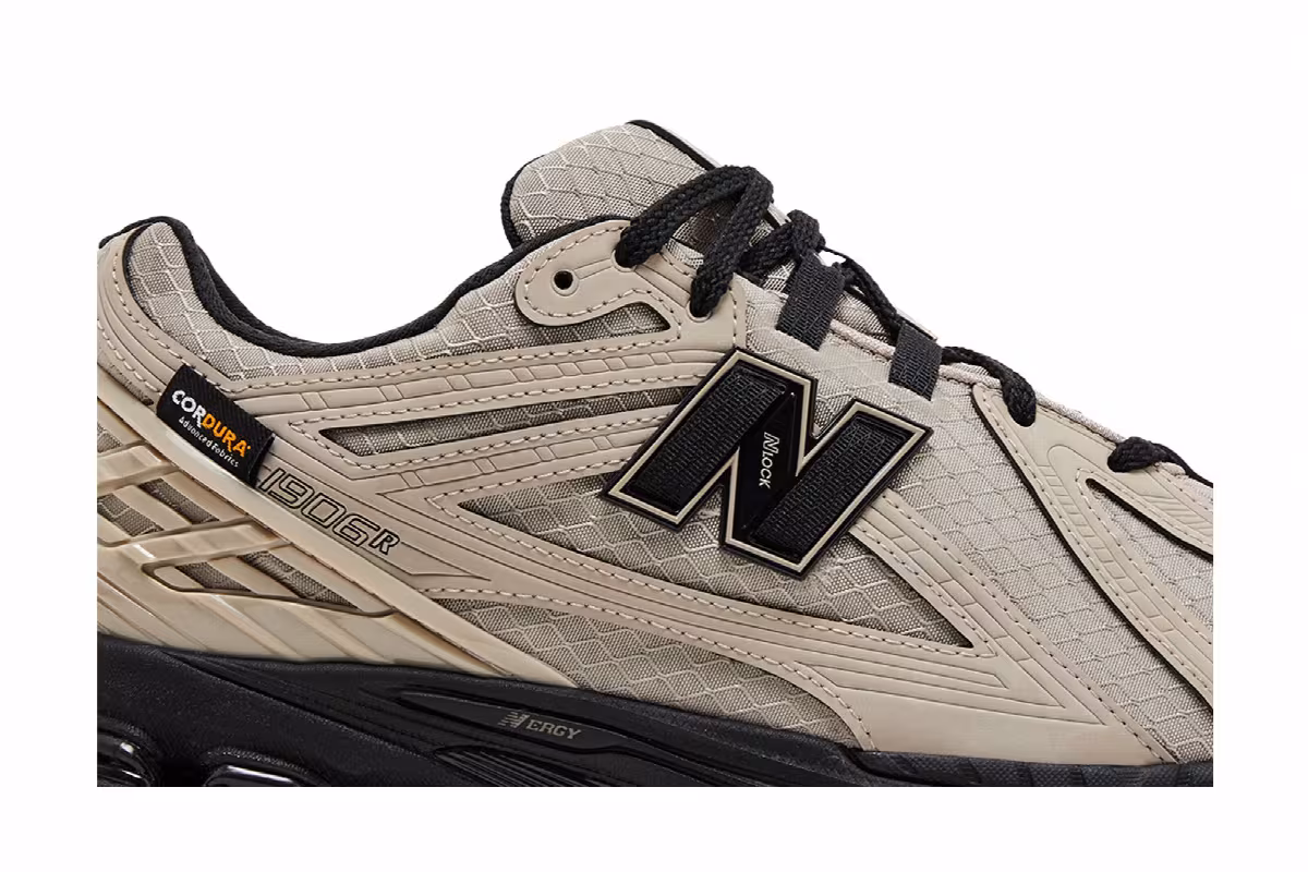 New Balance 1906R Light Mushroom Black, view 3
