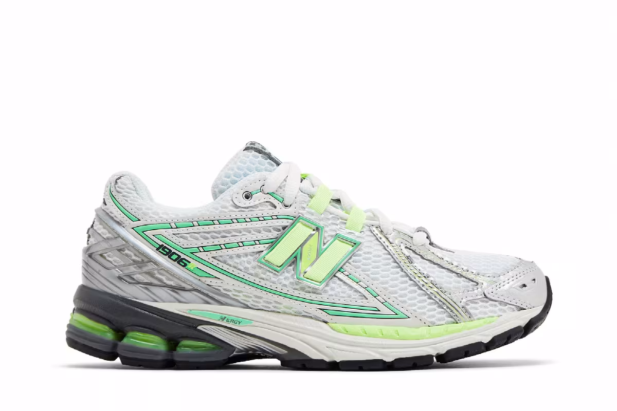 New Balance 1906R Neon Pack - Green, view 2