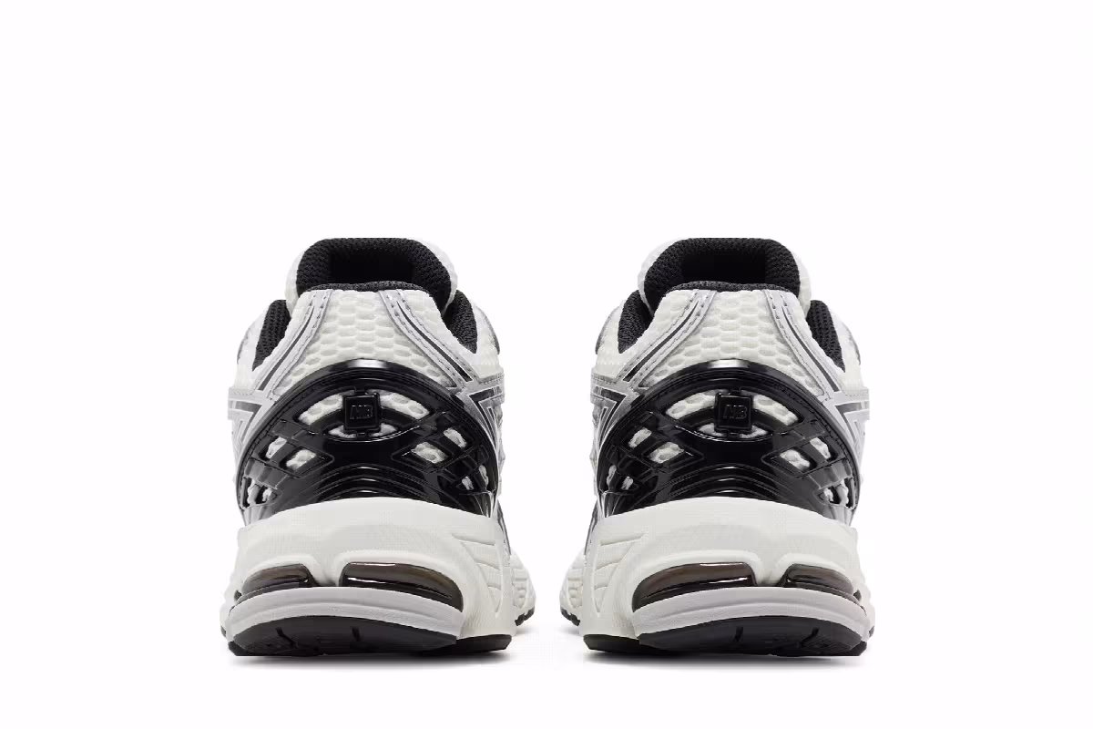 New Balance 1906R Big Kid Silver Metallic Black, view 7