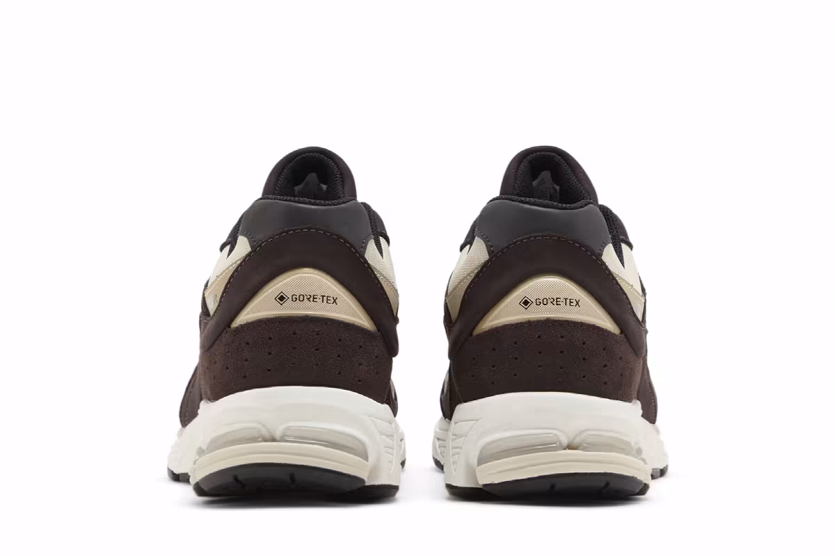 New Balance 2002R GORE-TEX Black Coffee, view 7