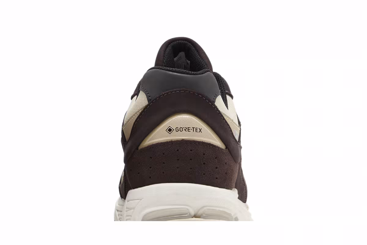New Balance 2002R GORE-TEX Black Coffee, view 8