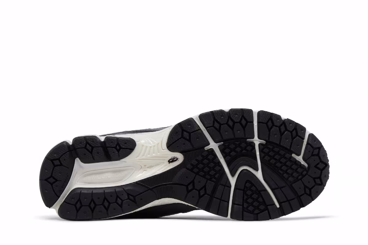 New Balance Men's 2002R Steel Blue, view 5