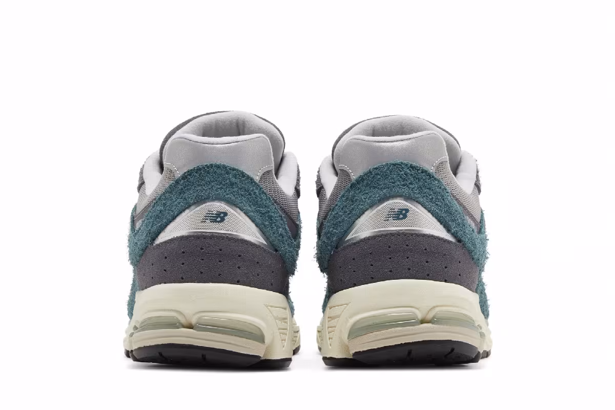 New Balance 2002R New Spruce Magnet, view 7