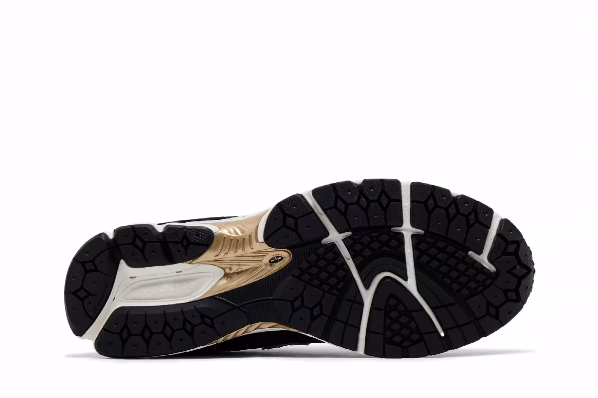 Foot Locker x New Balance 2002R 50th Anniversary, view 5