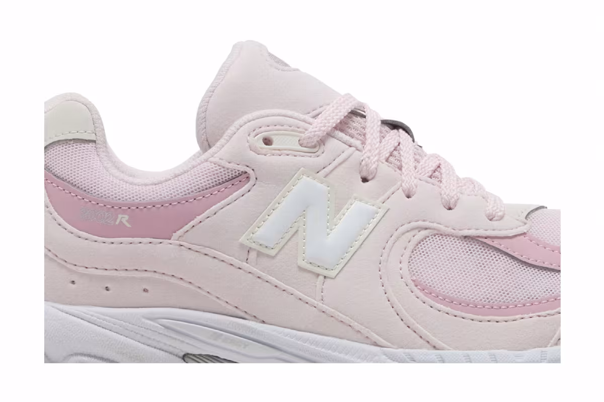 New Balance 2002R Big Kid Pink Granite, view 3