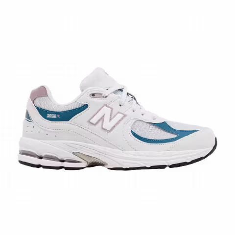 New Balance 2002R Big Kid 'Quartz Grey Ice Wine'
