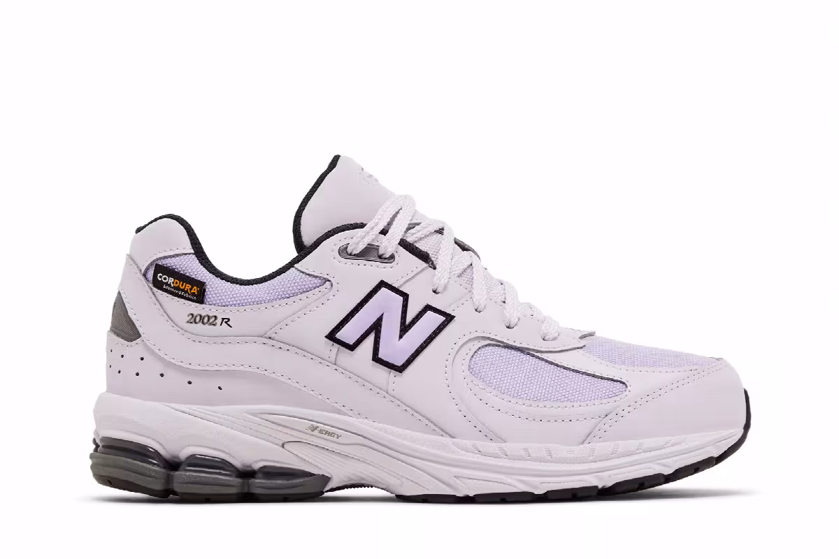 New Balance 2002R Big Kid Taro Lilac Glo, view 2