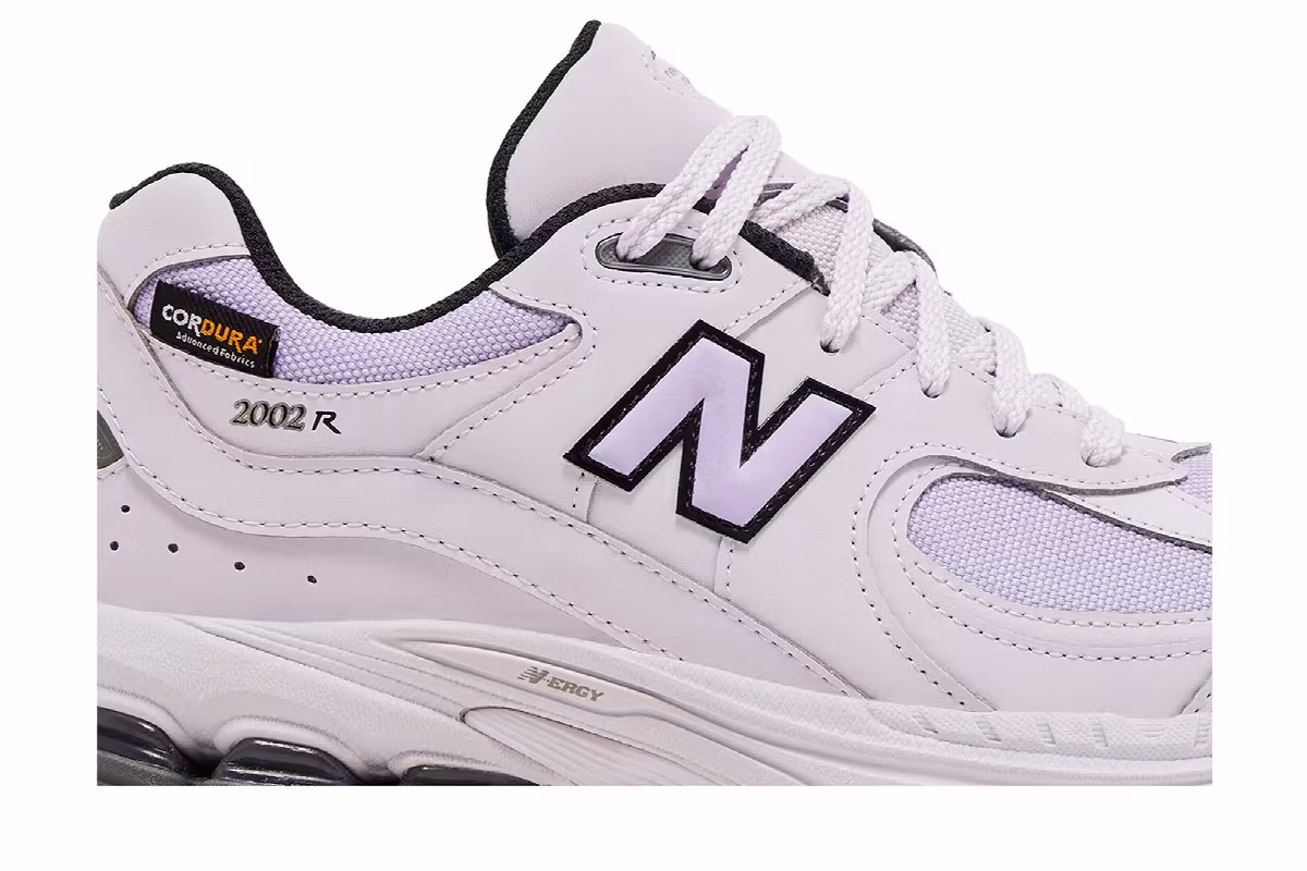 New Balance 2002R Big Kid Taro Lilac Glo, view 3