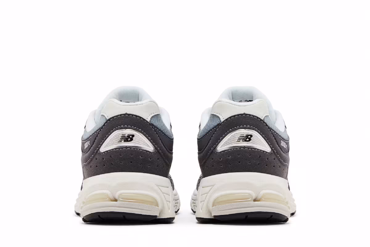 New Balance 2002R Big Kid Magnet Lead, view 7