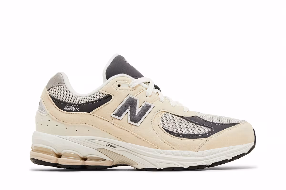 New Balance 2002R Big Kid Sandstone Magnet, view 2