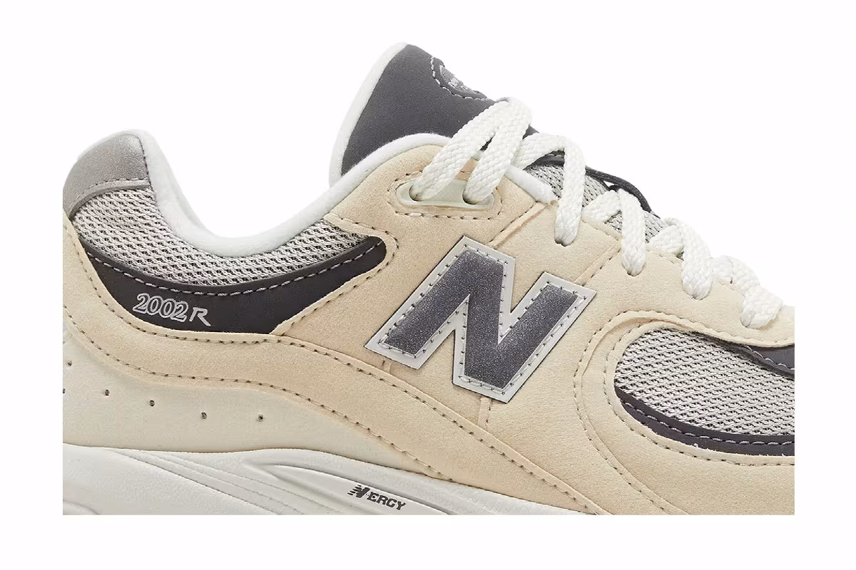 New Balance 2002R Big Kid Wide Sandstone Magnet, view 3